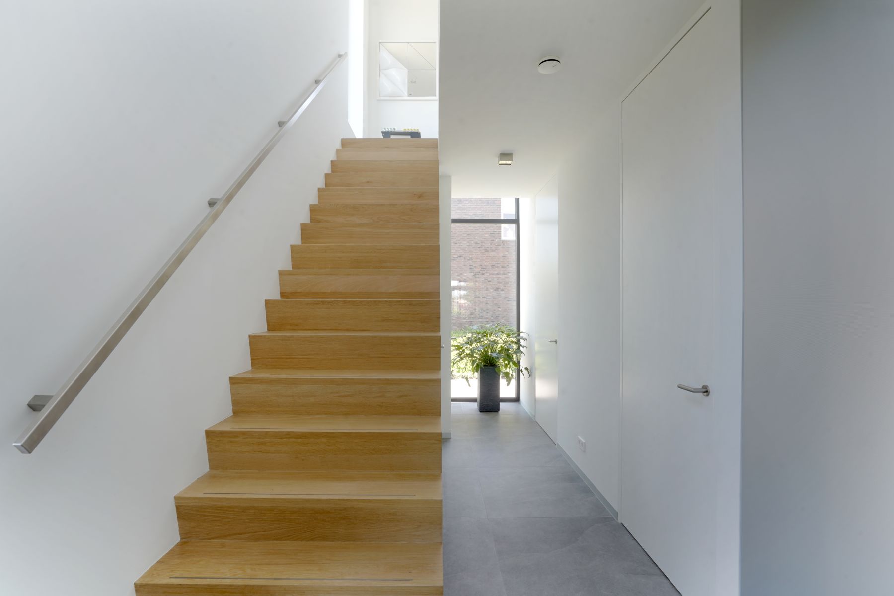 Vrijstaande-moderne-villa-in-nieuwbouwwijk-pijnacker08