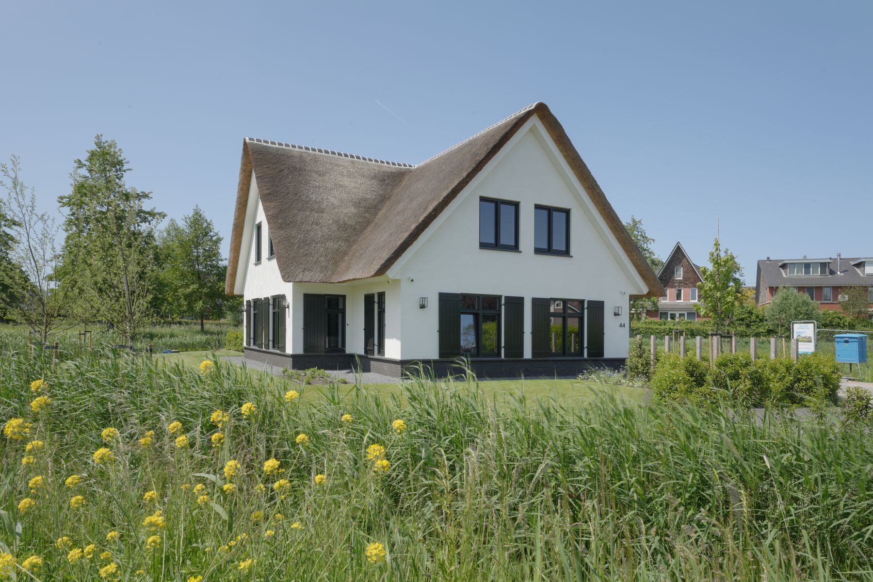 Rietgedekte-villa-Bermweg02